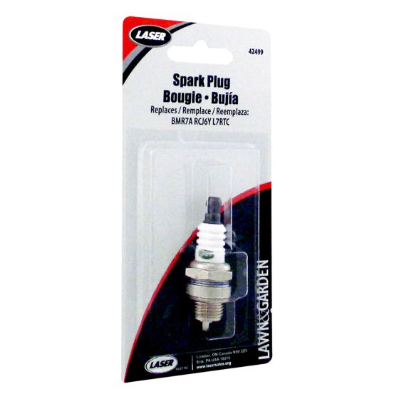 Spark plug for hedge trimmer